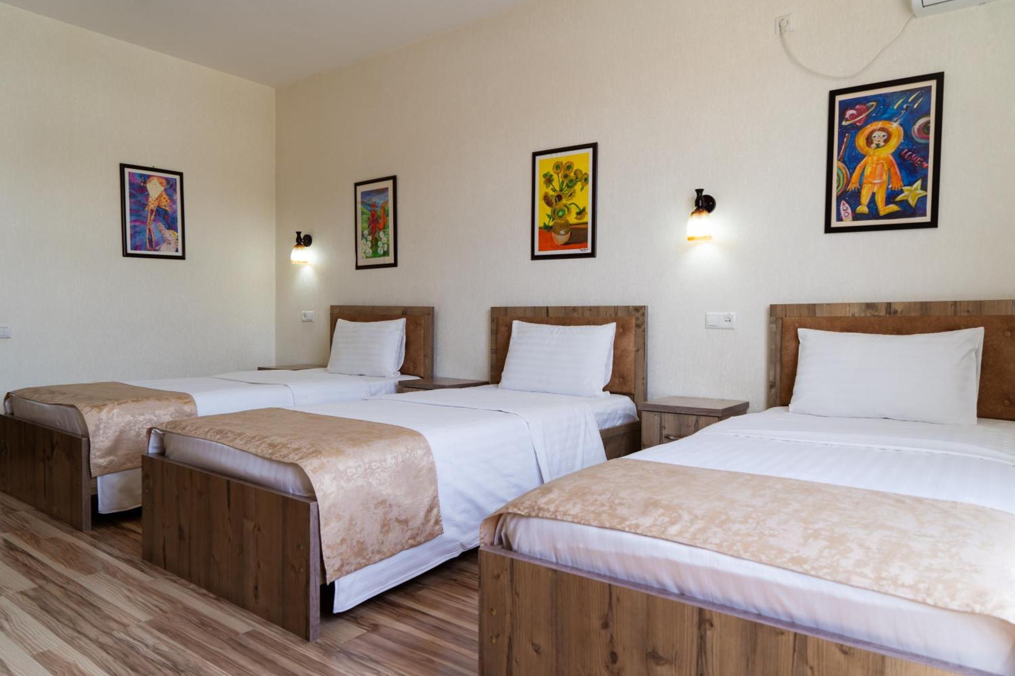 Tourist Inn Hotel Tasjkent Eksteriør bilde
