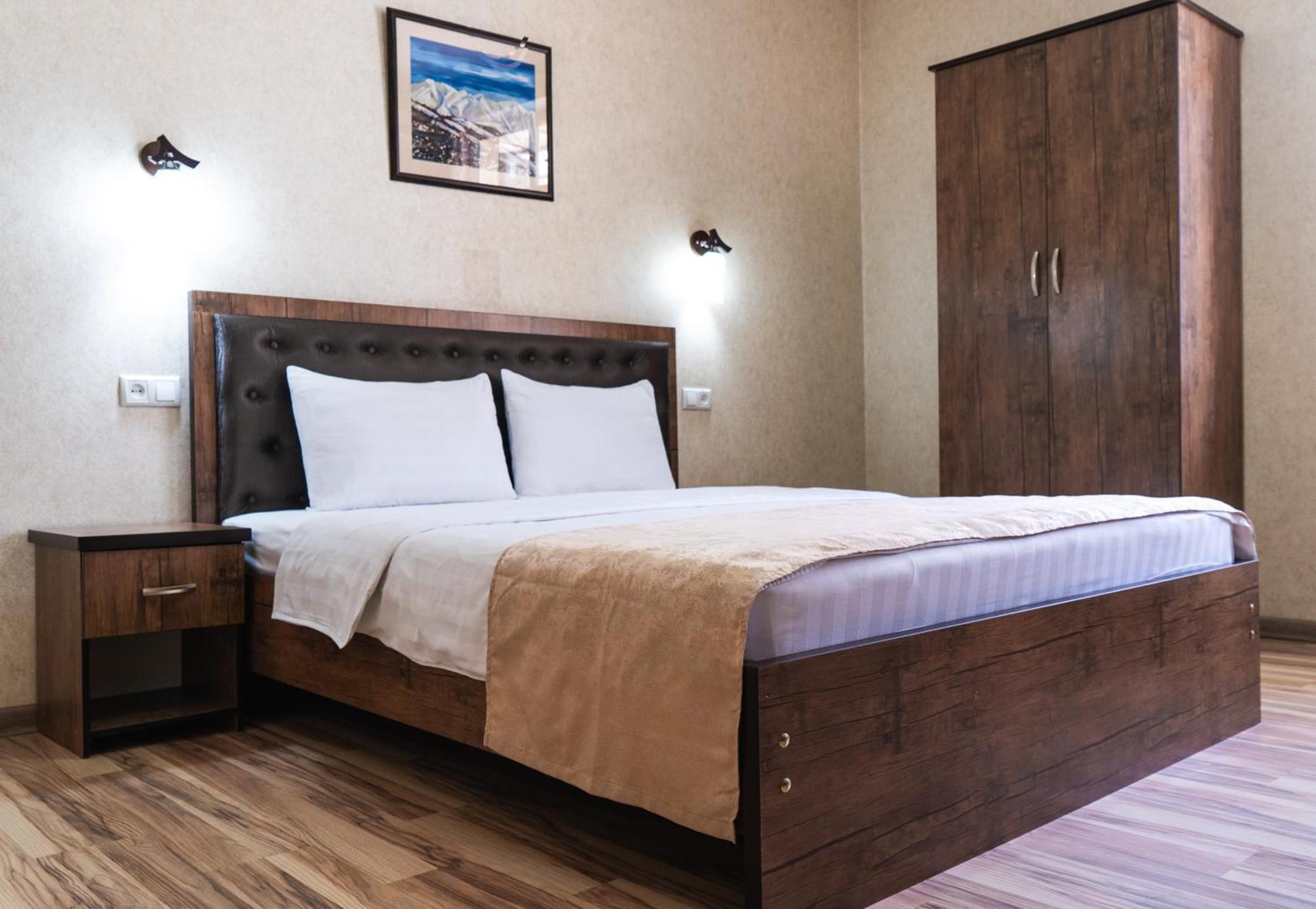 Tourist Inn Hotel Tasjkent Eksteriør bilde