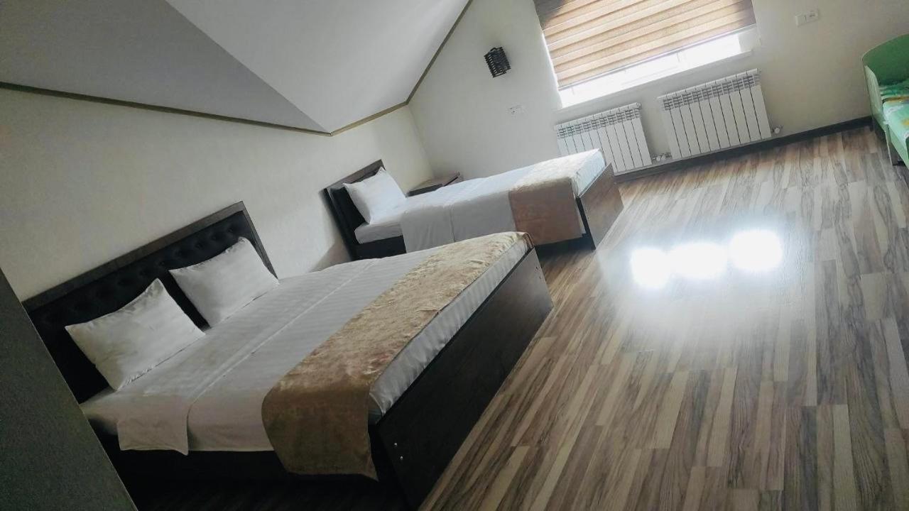 Tourist Inn Hotel Tasjkent Eksteriør bilde